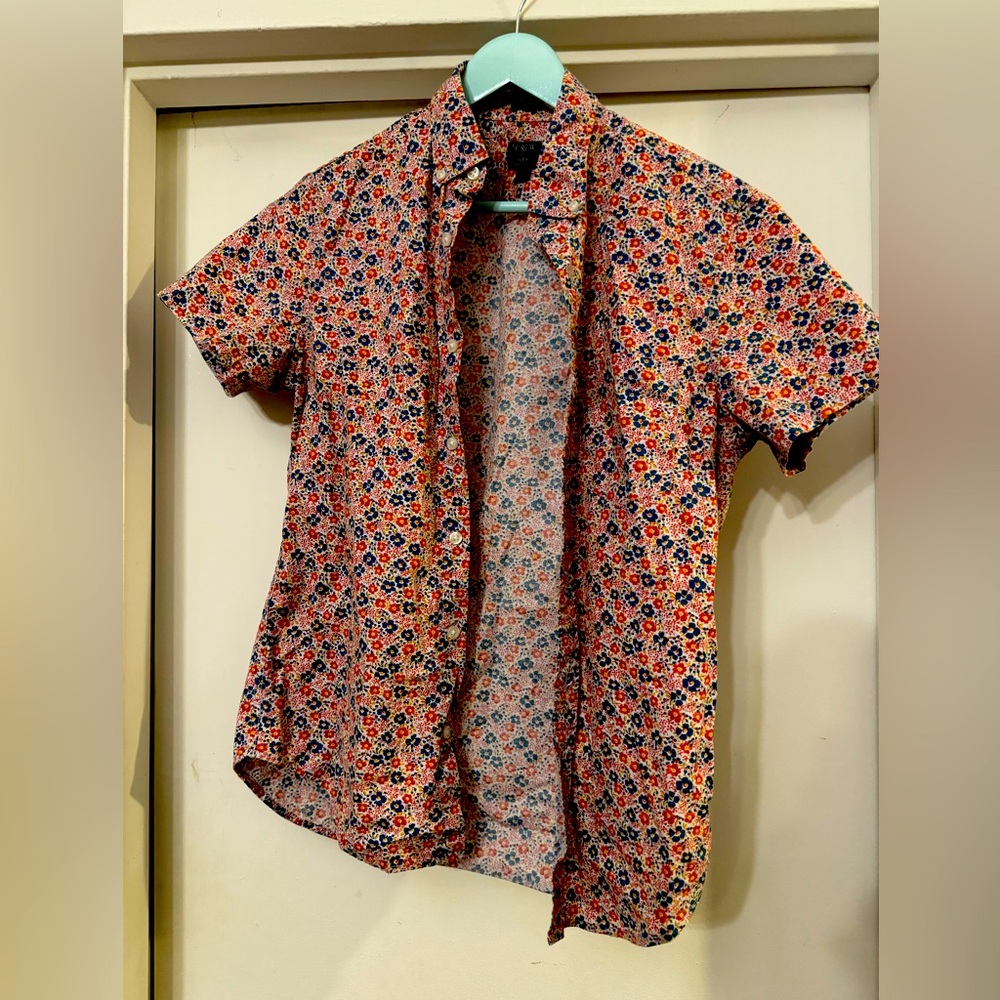 J Crew Floral Shirt - Small - Perfect Summer shirt